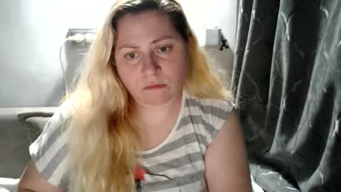 Laura online show from 03-06-25, 08:48