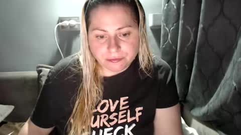 Laura online show from 10-11-25, 08:07