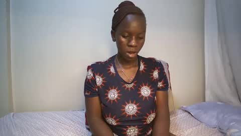Snapshot of candycurly_ chatting on 02-12-25, 11:07 candycurly_ online show from 02-12-25, 11:07