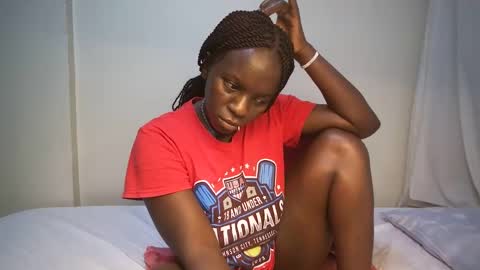 Snapshot of candycurly_ chatting on 02-14-25, 01:56 candycurly_ online show from 02-14-25, 01:56