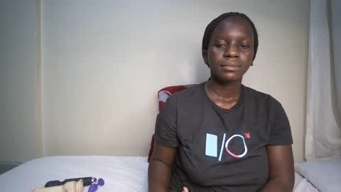Snapshot of candycurly_ chatting on 02-21-25, 03:32 candycurly_ online show from 02-21-25, 03:32