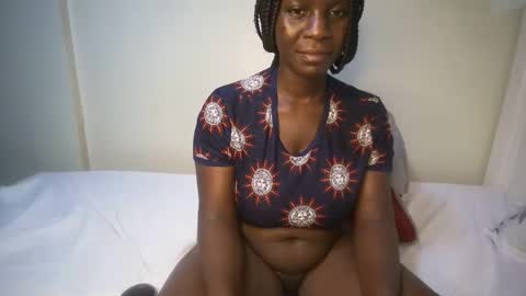 Snapshot of candycurly_ chatting on 09-24-25, 05:27 candycurly_ online show from 09-24-25, 05:27