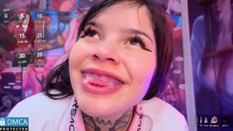 Candy online show from 11-24-25, 03:17