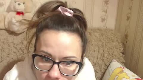 Snapshot of candylady136 chatting on 02-19-25, 10:56 say meow and send tip online show from 02-19-25, 10:56