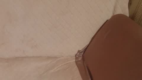 Snapshot of candylady136 chatting on 10-25-25, 09:42 say meow and send tip online show from 10-25-25, 09:42