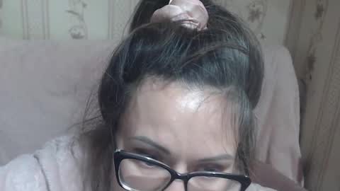 Snapshot of candylady136 chatting on 02-08-26, 07:01 say meow and send tip online show from 02-08-26, 07:01