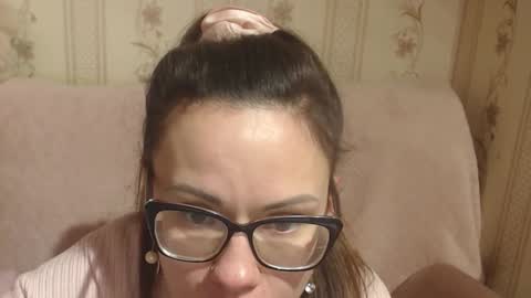 Snapshot of candylady136 chatting on 02-18-26, 12:23 say meow and send tip online show from 02-18-26, 12:23