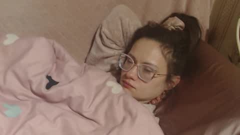 Snapshot of candylady136 chatting on 02-28-26, 12:33 say meow and send tip online show from 02-28-26, 12:33