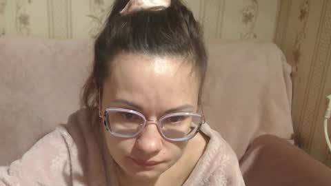 Snapshot of candylady136 chatting on 03-07-26, 08:33 say meow and send tip online show from 03-07-26, 08:33