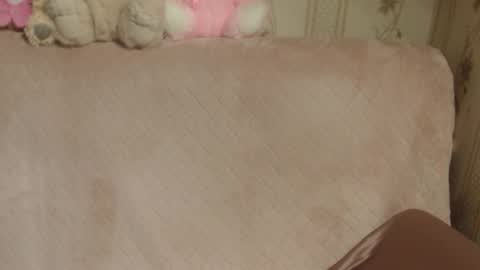 Snapshot of candylady136 chatting on 03-28-26, 11:15 say meow and send tip online show from 03-28-26, 11:15