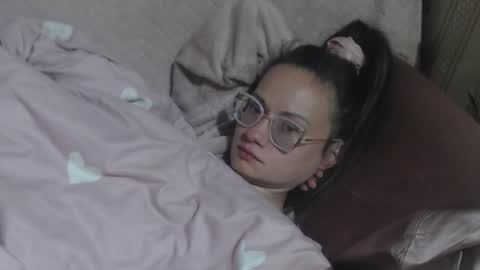 Snapshot of candylady136 chatting on 04-21-26, 10:10 say meow and send tip online show from 04-21-26, 10:10