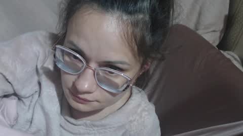 Snapshot of candylady136 chatting on 04-24-26, 10:56 say meow and send tip online show from 04-24-26, 10:56