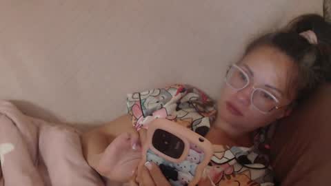Snapshot of candylady136 chatting on 05-16-26, 09:57 say meow and send tip online show from 05-16-26, 09:57