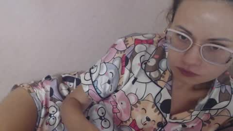Snapshot of candylady136 chatting on 07-04-26, 06:41 say meow and send tip online show from 07-04-26, 06:41