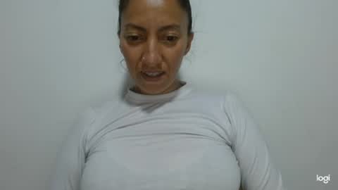 Snapshot of candymilfff chatting on 07-04-26, 11:55 candymilfff online show from 07-04-26, 11:55