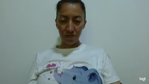Snapshot of candymilfff chatting on 07-24-26, 01:09 candymilfff online show from 07-24-26, 01:09