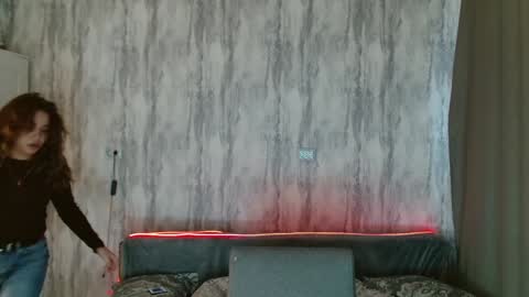 Snapshot of candymini chatting on 03-25-26, 09:37 candymini online show from 03-25-26, 09:37