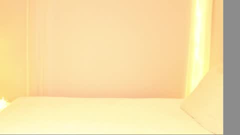 Snapshot of candymoore_ chatting on 01-05-26, 10:46 Candice online show from 01-05-26, 10:46