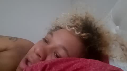 candyredxo2024 online show from 09-15-25, 04:18