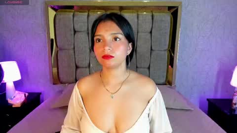 Snapshot of candys_victoria chatting on 10-03-25, 01:57 Candys Victoria online show from 10-03-25, 01:57