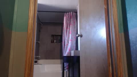 Snapshot of candyshop2024 chatting on 02-06-26, 02:09 candyshop2024 online show from 02-06-26, 02:09