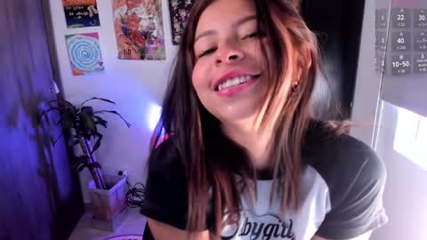 Camilla online show from 01-21-25, 04:05