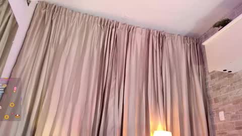 Snapshot of candyy_bella chatting on 03-05-26, 05:31 Isabella online show from 03-05-26, 05:31