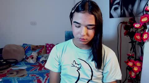 Snapshot of candyy_doll_ chatting on 05-14-26, 05:25 candyy_doll_ online show from 05-14-26, 05:25