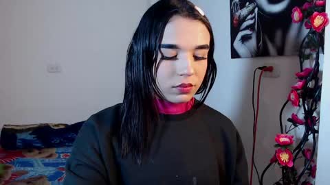 Snapshot of candyy_doll_ chatting on 05-15-26, 04:30 candyy_doll_ online show from 05-15-26, 04:30