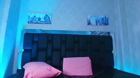 Aura  online show from 02-03-25, 11:53