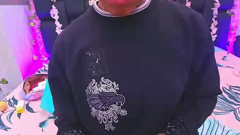 Aura  online show from 10-03-25, 11:51