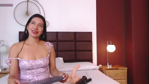 CANELA  online show from 01-31-25, 08:43