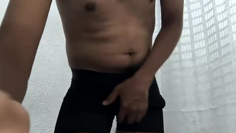 Snapshot of cangux chatting on 06-18-26, 01:28 Hot boy online show from 06-18-26, 01:28