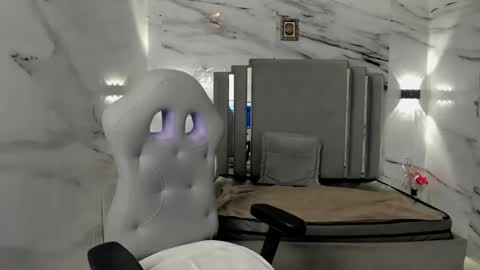 Canndy Evanns online show from 12-30-24, 12:52