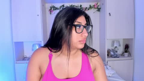 GABRIELA LOPEZ online show from 04-02-26, 07:55