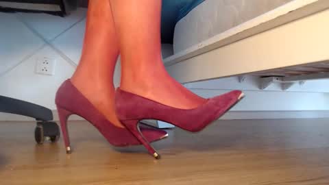 Miss Di online show from 09-21-25, 05:42