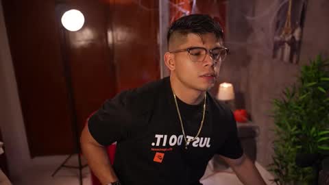 David Capizzi online show from 10-27-25, 04:27