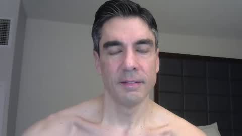 Snapshot of capmorgan247 chatting on 01-15-25, 11:32 capmorgan online show from 01-15-25, 11:32