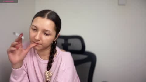 Emma online show from 01-15-25, 03:07