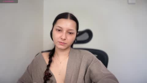 Emma online show from 03-12-25, 02:34