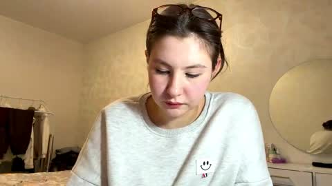 May online show from 04-09-26, 07:08