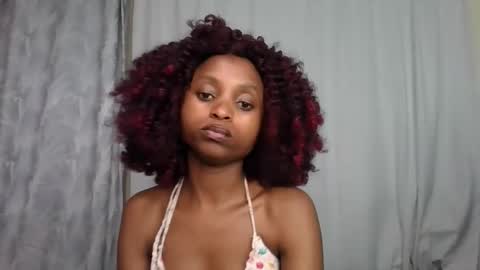 Snapshot of carababey chatting on 05-01-26, 01:43 carababey online show from 05-01-26, 01:43