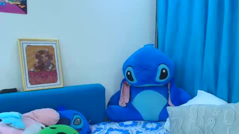 Snapshot of caramel_doll_ chatting on 06-20-26, 02:03 ing online show from 06-20-26, 02:03