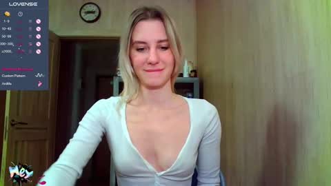 caramel online show from 11-15-25, 10:37