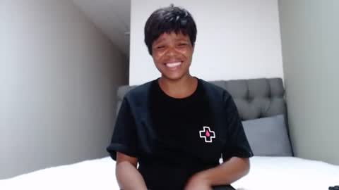 fifi online show from 03-04-25, 04:30