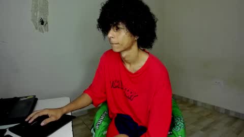 Carlos and Cristian  online show from 12-17-25, 03:45