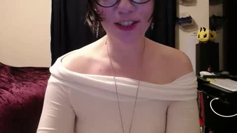 Snapshot of careerwife chatting on 03-04-26, 05:02 careerwife online show from 03-04-26, 05:02