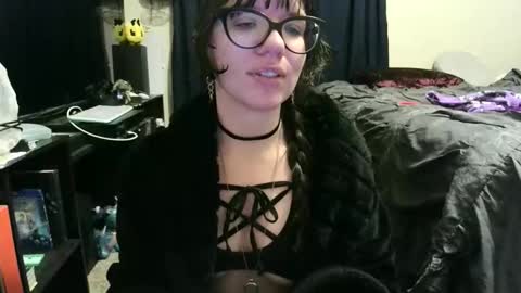 Snapshot of careerwife chatting on 03-22-26, 05:00 careerwife online show from 03-22-26, 05:00