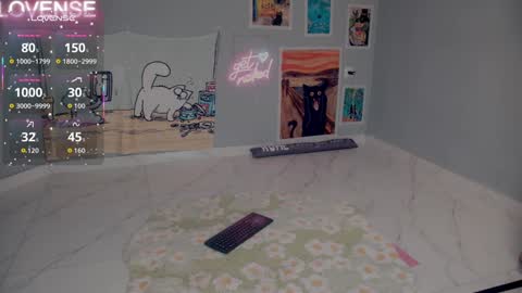 NONA    follow online show from 09-19-25, 04:58