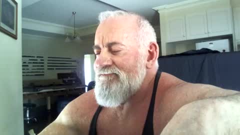 Snapshot of carey888 chatting on 11-08-25, 12:33 C A Rey online show from 11-08-25, 12:33